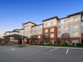 Hyatt House Fishkill-Poughkeepsie، فندق في فيشكيل