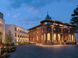 Mercure Conacul Cozieni، فندق في بوخارست