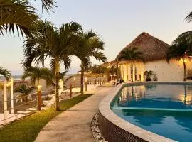 Hotel Lunazul In Costa Esmeralda
