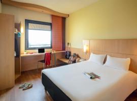 Hotel Ibis Milano Malpensa, hotel a Cardano al Campo
