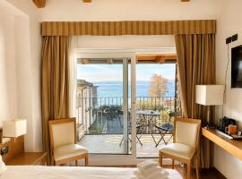 Hotel Mavino, hotel a Sirmione