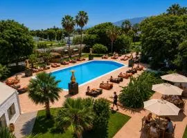 BLACK AMBER BOUTIQUE HOTEL