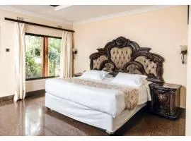 Leon's Lodge