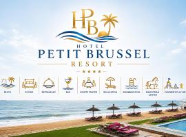 Hotel Petit Brussel Resort, מלון בלומה