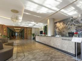 Movenpick Resort and Spa Fruske Terme, hotel u gradu Vrdnik