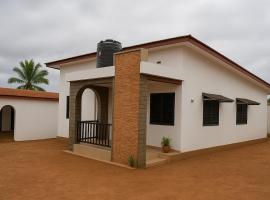 Maison meublée élégante 2 chambres salon à Dassa, хотел в Dassa-Zoumé
