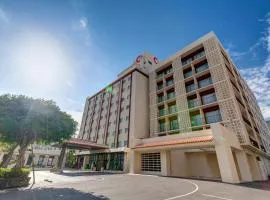 Community & Spa Naha Central Hotel