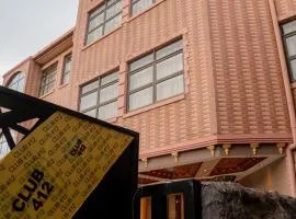 NYANGE Hôtel