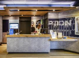 Viesnīca ibis Budget Courbevoie Paris La Défense pilsētā Kurbevuā