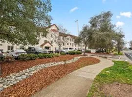Hawthorn Suites by Wyndham Rancho Cordova/Folsom