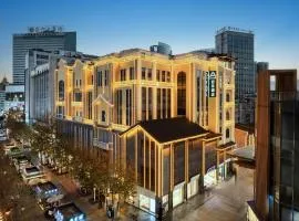 Kunming Laojie Jingxingjie Atour Hotel