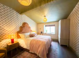 The Rooms at The Fox, hotell sihtkohas Dún Luáin