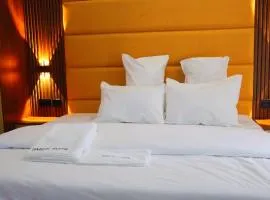 Smich Suites