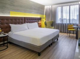 Pullman Santiago El Bosque、サンティアゴのホテル