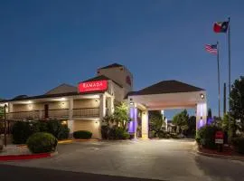 Ramada by Wyndham San Antonio Near SeaWorld - Lackland AFB