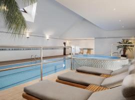 Hilton East Midlands Airport, hotel sa Castle Donington