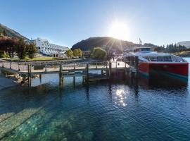 Crowne Plaza Queenstown by IHG, hotel u gradu Kvinstaun