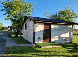 Vīnkalni Village kempings, khách sạn ở Ventspils