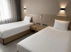 AiRom Hotel