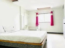 FabHotel Aarvi Executive