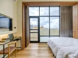 Hotel G