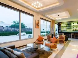 42C The Chic Hotel