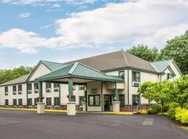 Hotel Glens Falls / Lake George