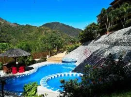 Tribal Hills Mountain Resort