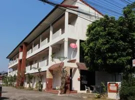 OYO 75420 Howto Hotel