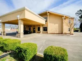 Cypress Inn & Suites Washington by OYO