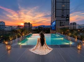 Vista Del Sol Hotel, hotel i Da Nang