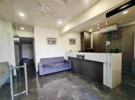Hotel Orchid Inn