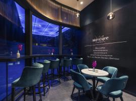Mercure Shanghai Hongqiao Railway Station, hotel sa Shanghai
