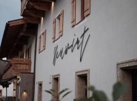 NEUWIRT - Boutiquehotel & Wirtshaus, hotell sihtkohas Bad Vigaun