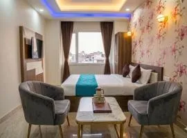 Hotel Amour Chandigarh Zirakpur