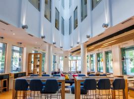 Holiday Inn Express Logroño Rioja by IHG, hotel di Logrono