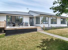 Fotos de Hotel: Brookside Villa - Christchurch Holiday Homes