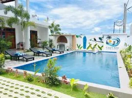 Cozy Bay Hotel