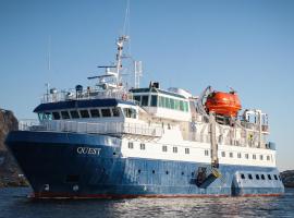 24hrs Northern Lights & Whale Watching Cruise – hotel w mieście Tromsø