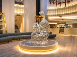 Grand Plaza Hotel & Wellness, hotel di Andorra la Vella
