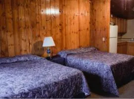 Covered Bridge Motel