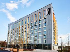 TRIBE Terminal 2 Manchester Airport by Accor, hotel v destinaci Hale
