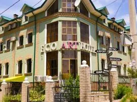ECO ART Hotel
