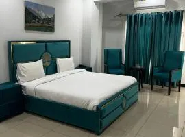 We Hotels