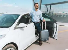 Hotel YshBellemount Sutes NearDelhi Airport - Free Airport Pickup & Drop