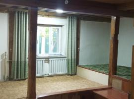 Памирский дом, hotel a Khorog