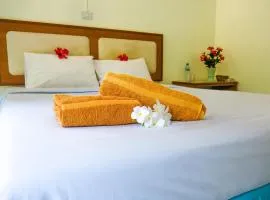 Traveller's Home Safari Resort