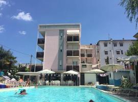 Hotel Tre Rose New 2026, hotel en Riccione
