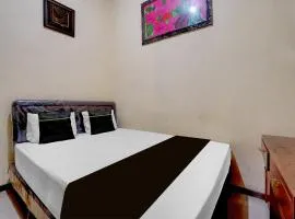 Hotel O near City of Tomorrow Mall formerly Vandhela Homestay