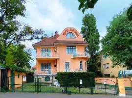 Villa Kristal Hotel